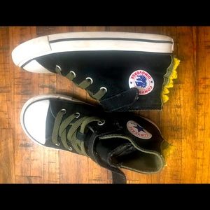 Sold!!! Kids Dinoverse Converse